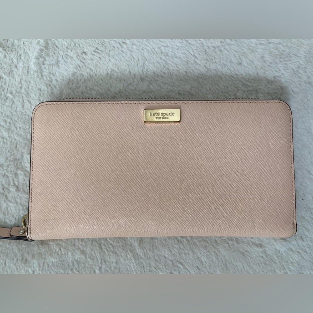 Kate Spade ♠️ Wallet EUC